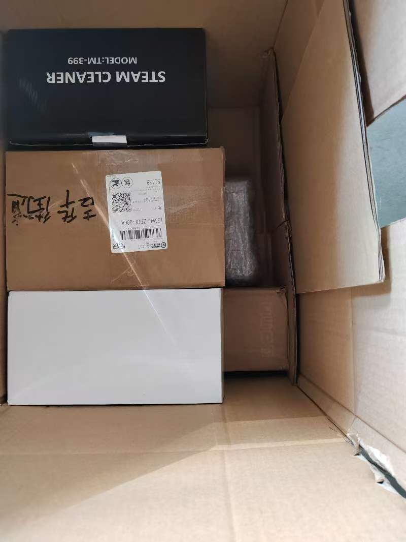 Neat product consolidation and repacking at our China warehouse