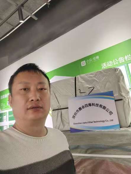China sourcing agent checking goods for European client