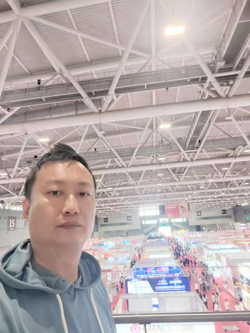 Scouting 4,500 booths at the Shenzhen World Exhibition Center